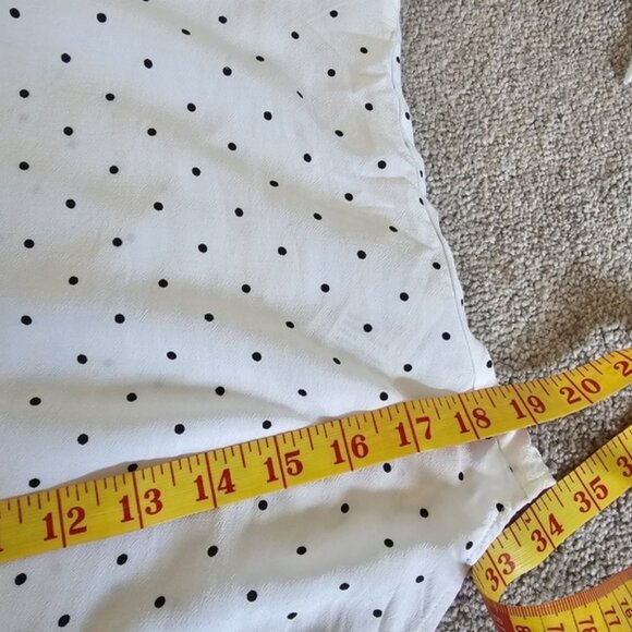 ABERCROMBIE AND FITCH Linen Blend Cropped Polka Dot Top Size XS - Picture 7 of 10